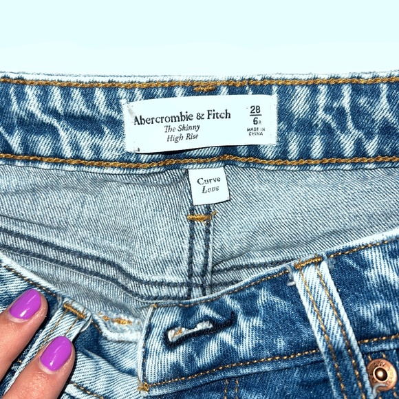 Abercrombie & Fitch "The Skinny High Rise" Jeans - Picture 3 of 4